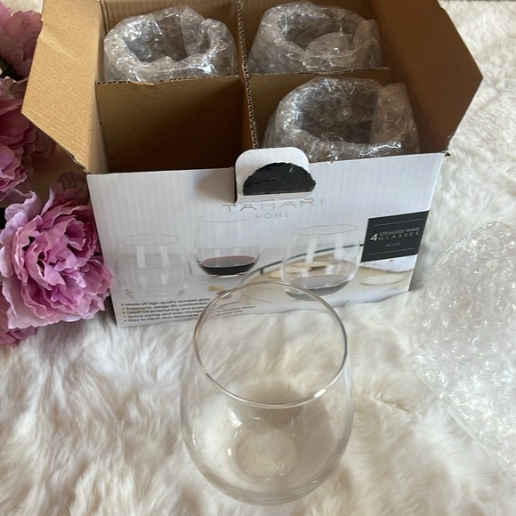 NEW in original box 4 Stemless High-quality Durable Glass Wine Glasses ๐ - Picture 6 of 7